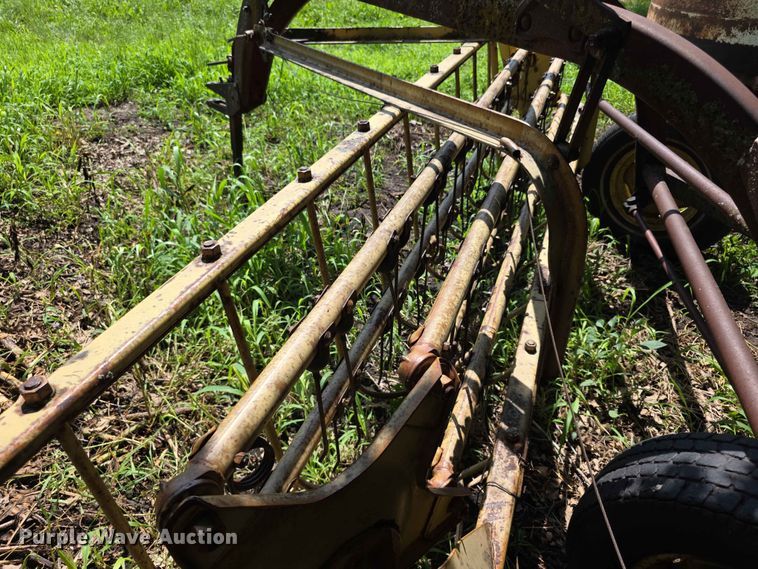 image for item EV2172 New Holland 256 hay rake