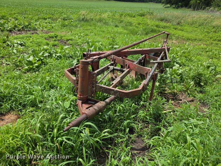 image for item EV2191 Massey Ferguson 86  plow