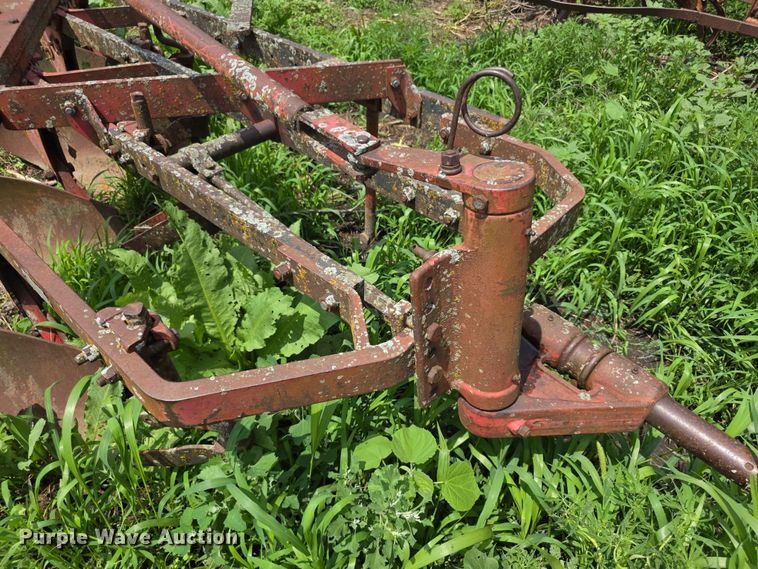 image for item EV2191 Massey Ferguson 86  plow