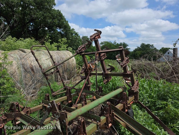 image for item EV2192 Glencoe  field cultivator