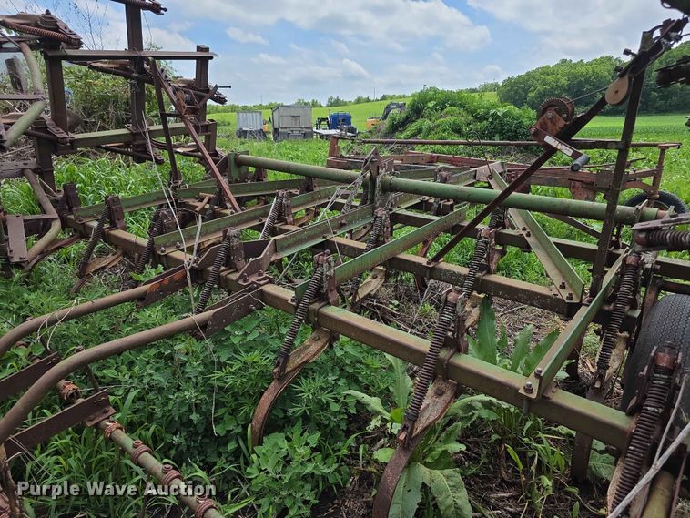 image for item EV2192 Glencoe  field cultivator