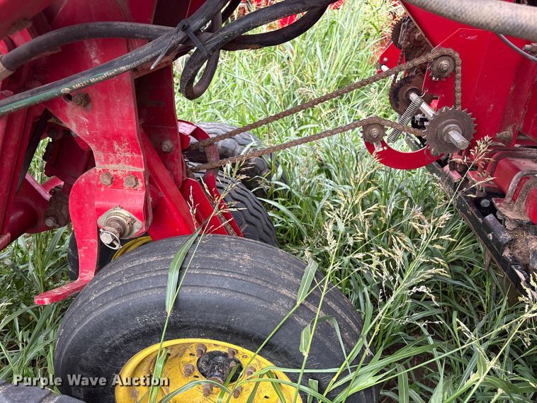 image for item EW0018 Sunflower SF9435 grain drill