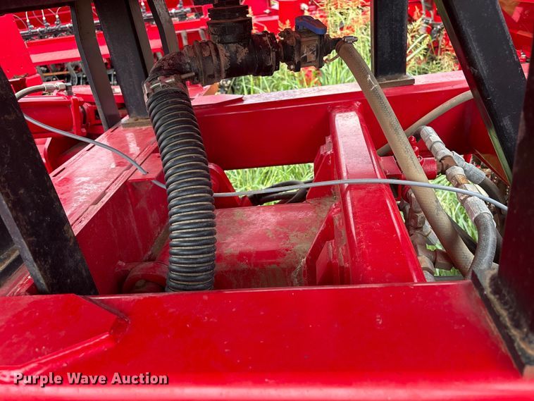 image for item EW0018 Sunflower SF9435 grain drill
