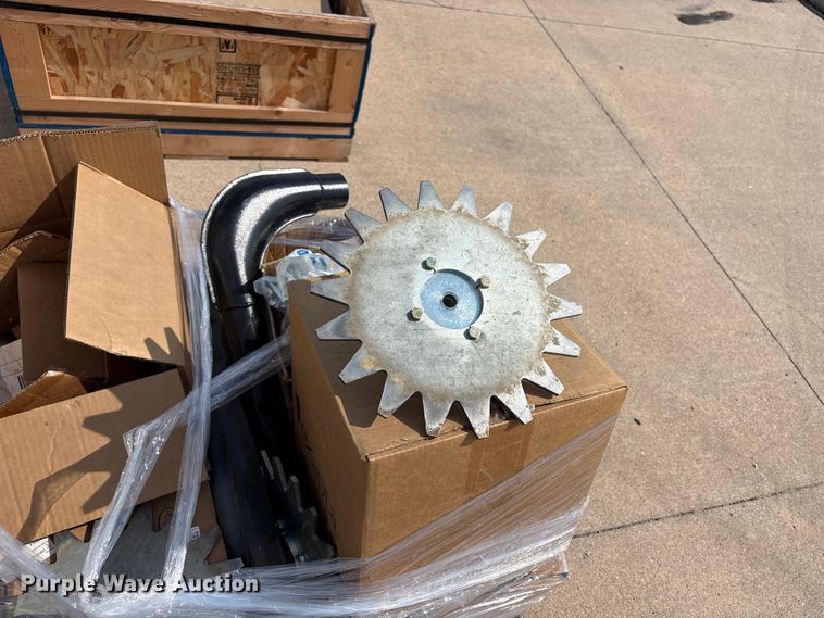 image for item EW0021 (12) pallets of planter parts