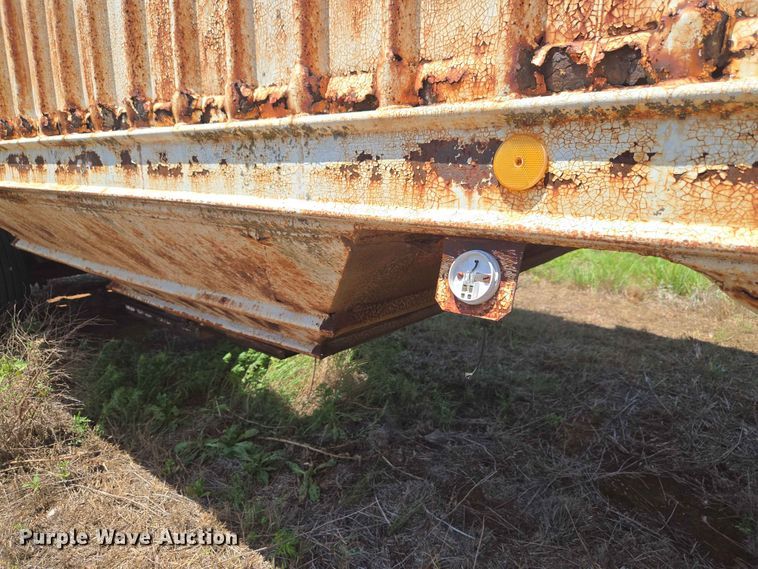 image for item EW0291 1979 Pullman Trailmobile 0VGH-5CAH grain trailer