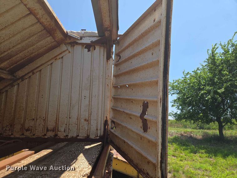 image for item EW0291 1979 Pullman Trailmobile 0VGH-5CAH grain trailer