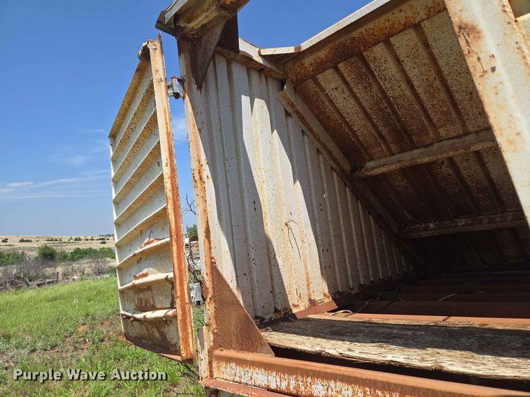 image for item EW0291 1979 Pullman Trailmobile 0VGH-5CAH grain trailer