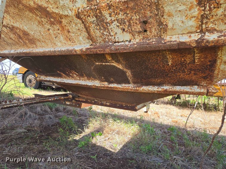 image for item EW0291 1979 Pullman Trailmobile 0VGH-5CAH grain trailer