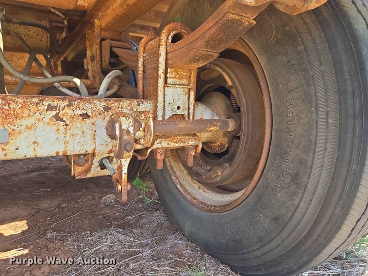 image for item EW0291 1979 Pullman Trailmobile 0VGH-5CAH grain trailer