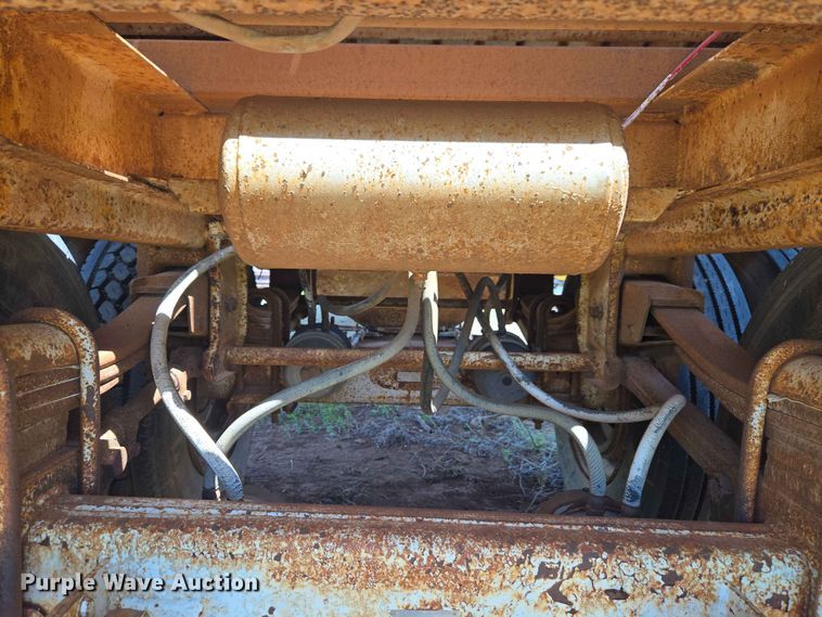 image for item EW0291 1979 Pullman Trailmobile 0VGH-5CAH grain trailer