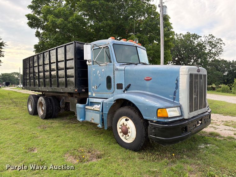 image for item EW4788 1987 Peterbilt 567 grain truck