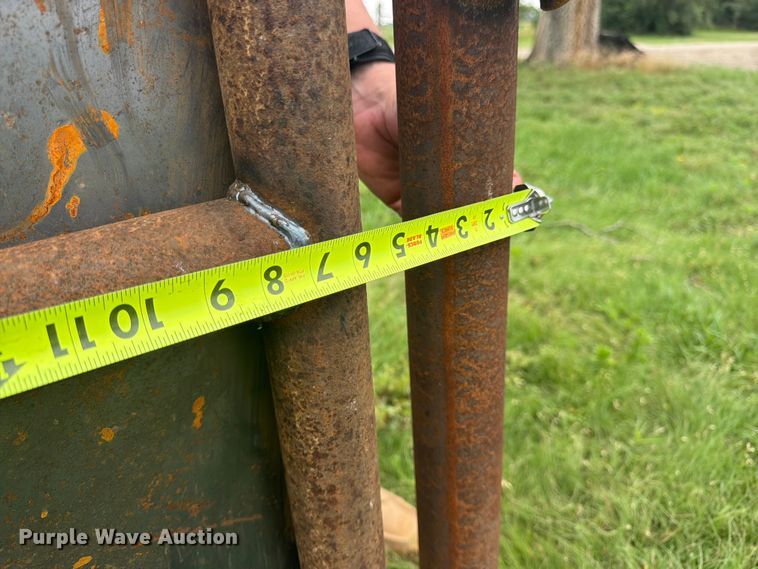 image for item EW4790 Shop built livestock loading chute