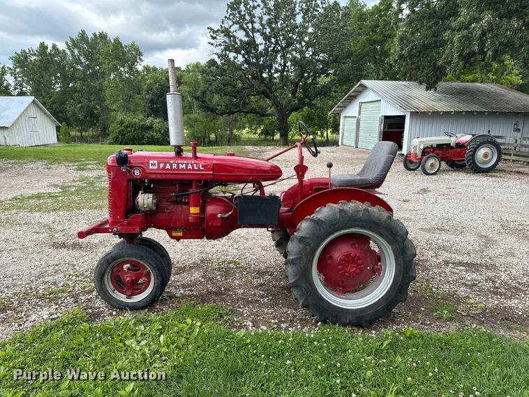 image for item FB5713 1941 Farmall B tractor