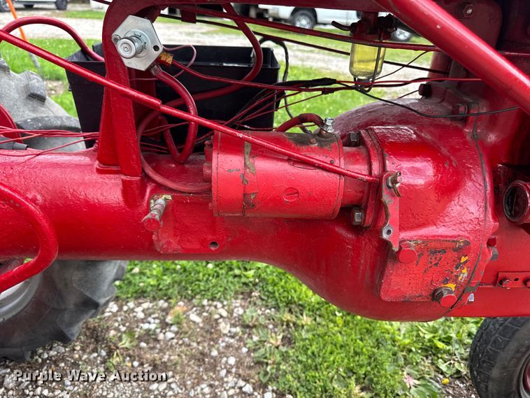 image for item FB5713 1941 Farmall B tractor