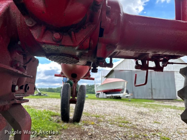 image for item FB5713 1941 Farmall B tractor