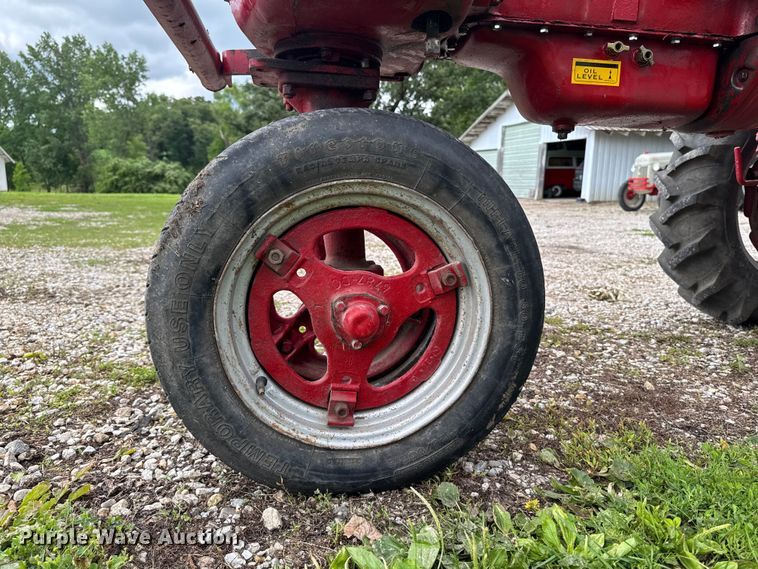 image for item FB5713 1941 Farmall B tractor