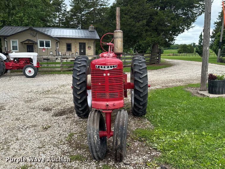 image for item FB5714 Farmall H tractor