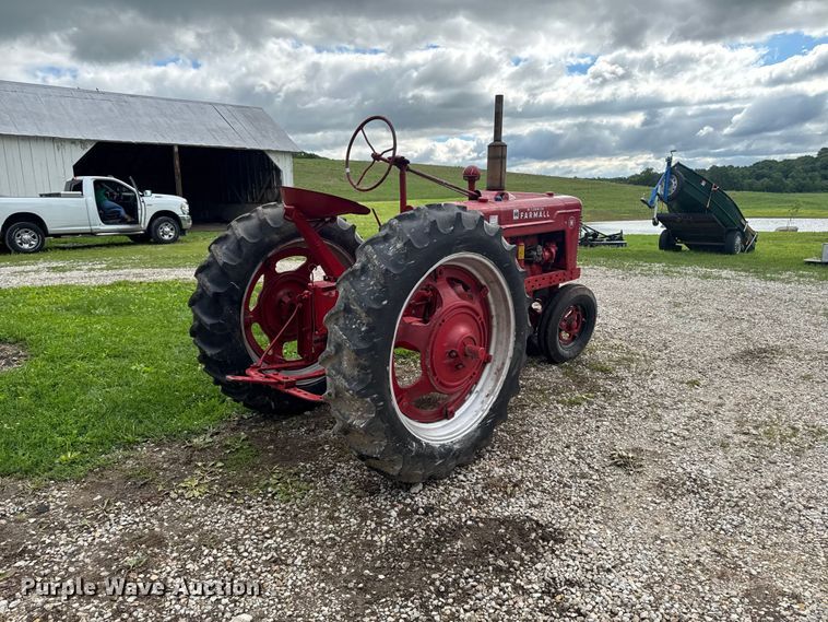 image for item FB5714 Farmall H tractor