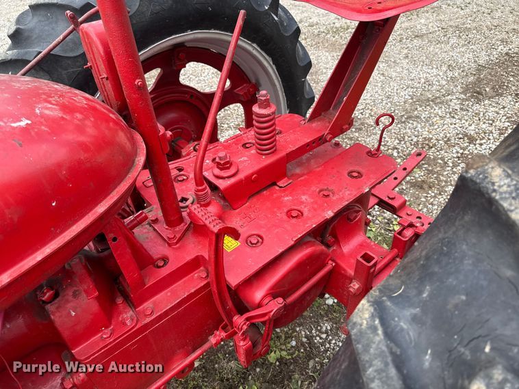 image for item FB5714 Farmall H tractor