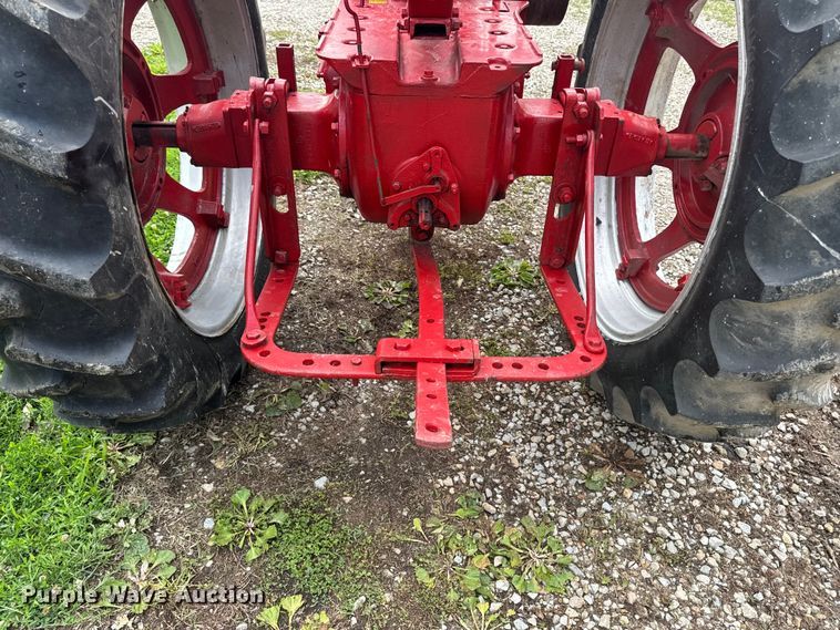 image for item FB5714 Farmall H tractor