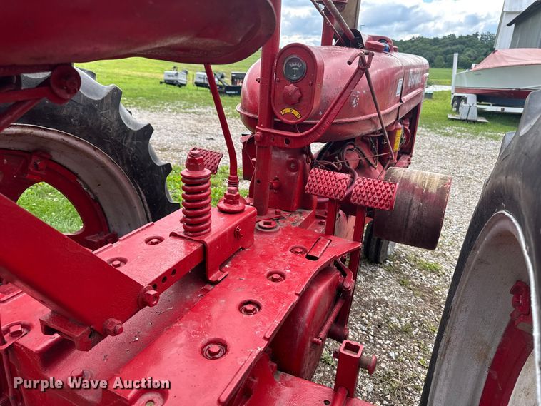 image for item FB5714 Farmall H tractor