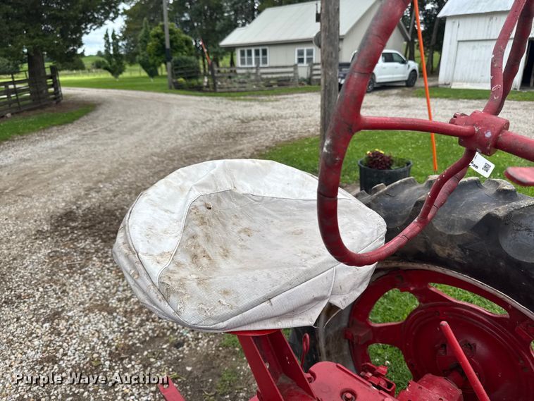 image for item FB5714 Farmall H tractor