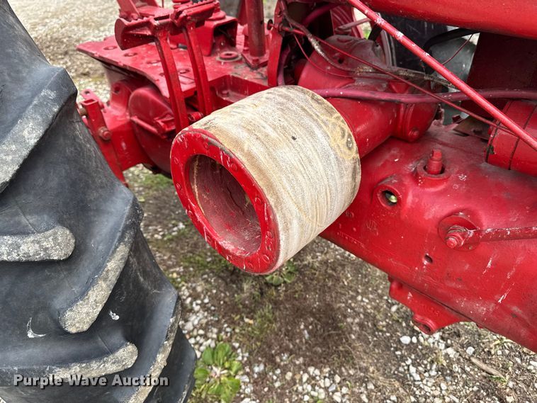 image for item FB5714 Farmall H tractor