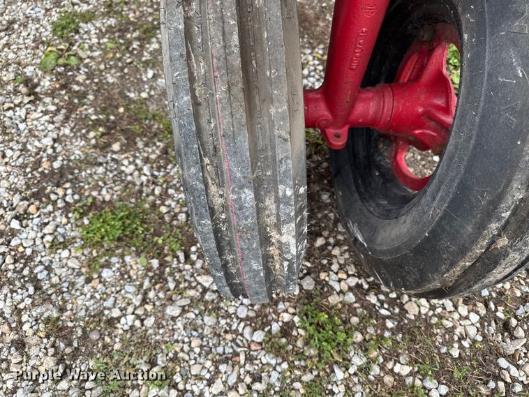 image for item FB5714 Farmall H tractor