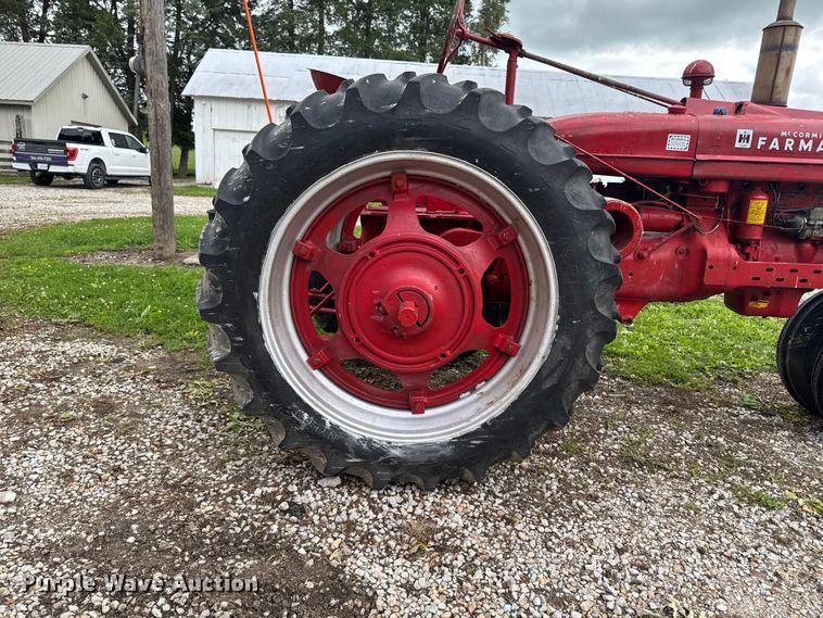 image for item FB5714 Farmall H tractor