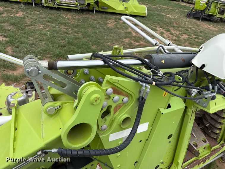 image for item FB6751 2017 Claas Orbis 750 rotary forage head
