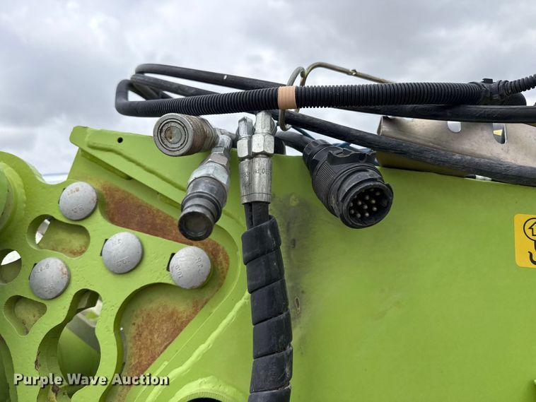 image for item FB6751 2017 Claas Orbis 750 rotary forage head