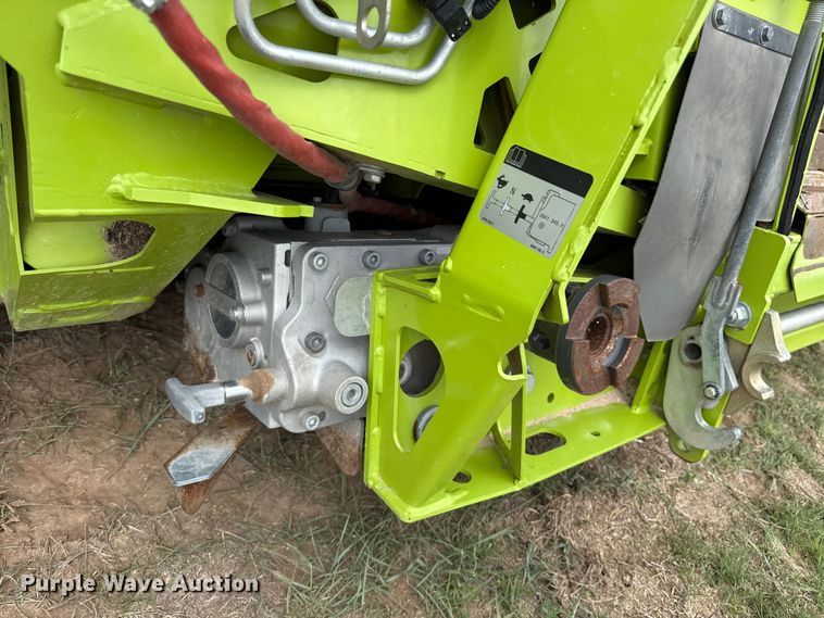 image for item FB6753 Claas Orbis 750 rotary forage head