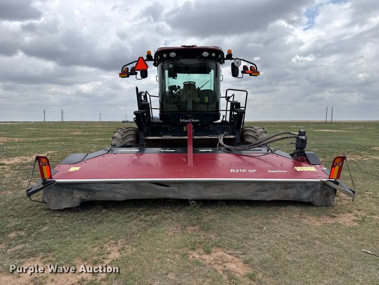 image for item FB6754 2022 Macdon M1240 swather / windrower