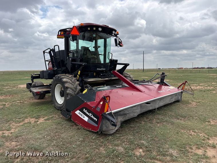 image for item FB6754 2022 Macdon M1240 swather / windrower