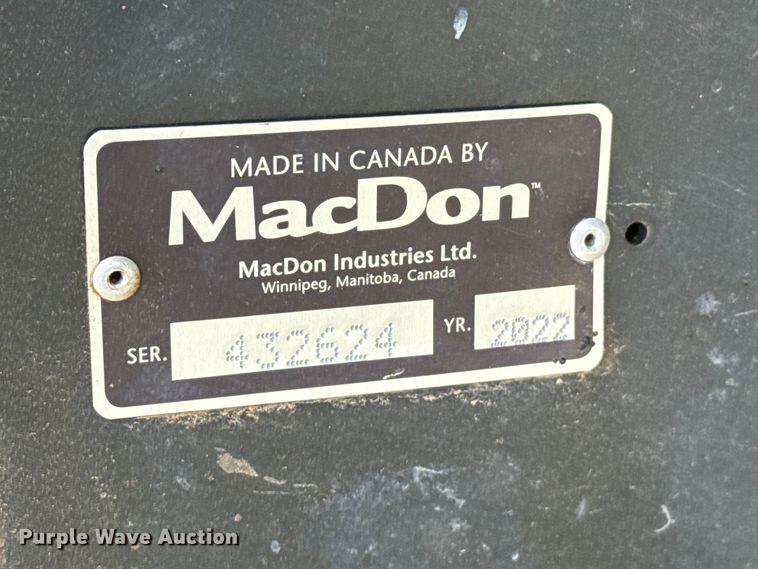 image for item FB6754 2022 Macdon M1240 swather / windrower