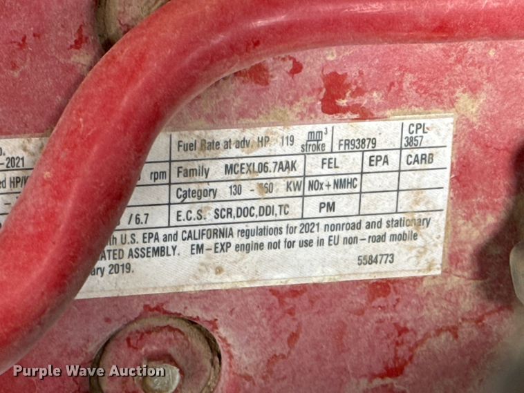 image for item FB6754 2022 Macdon M1240 swather / windrower
