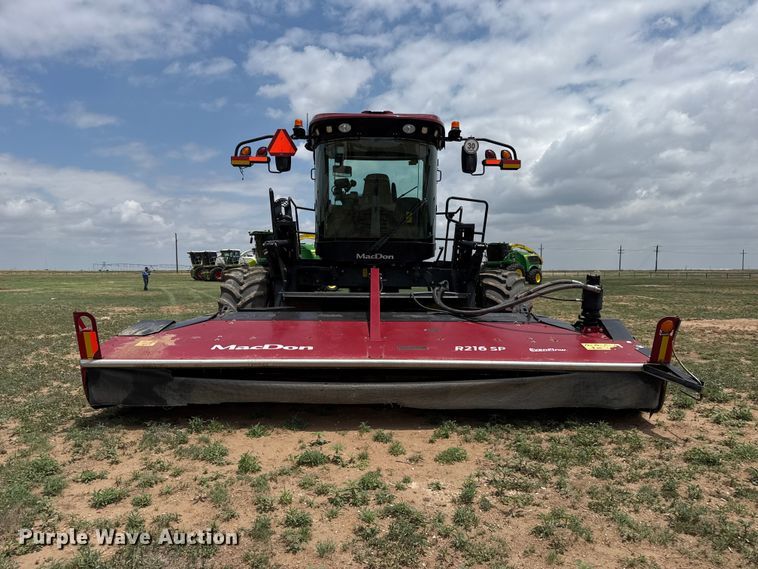 image for item FB6755 2022 Macdon M1240 swather / windrower
