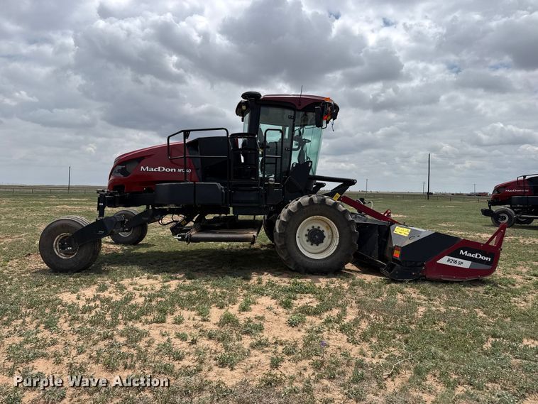 image for item FB6755 2022 Macdon M1240 swather / windrower