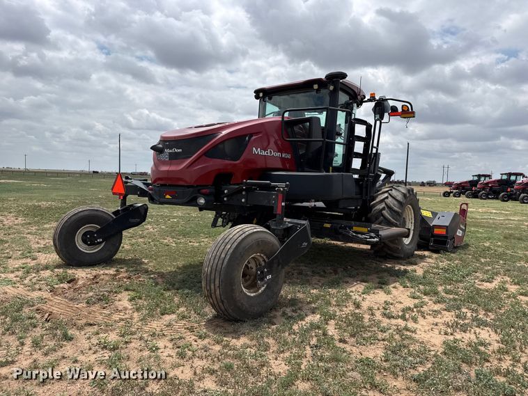 image for item FB6755 2022 Macdon M1240 swather / windrower