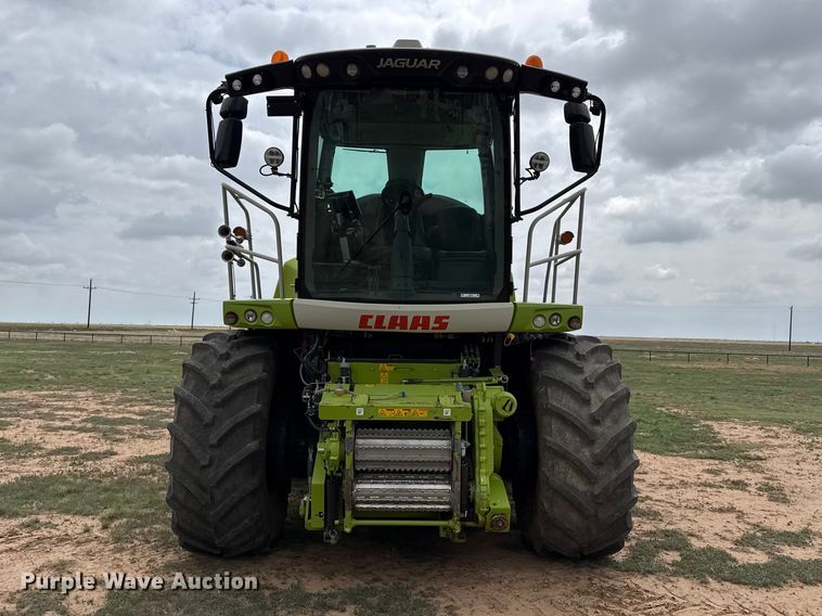 image for item FB6756 2023 Claas Jaguar 990 forage harvester