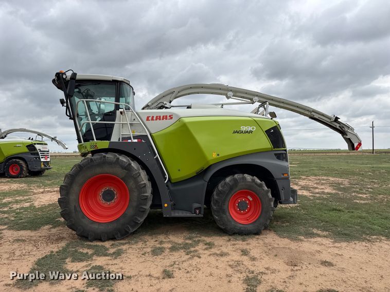 image for item FB6756 2023 Claas Jaguar 990 forage harvester