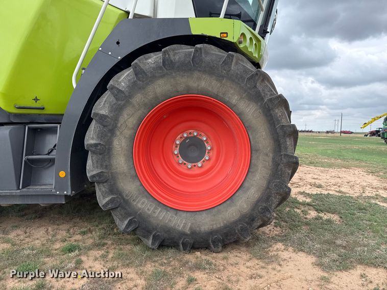 image for item FB6756 2023 Claas Jaguar 990 forage harvester
