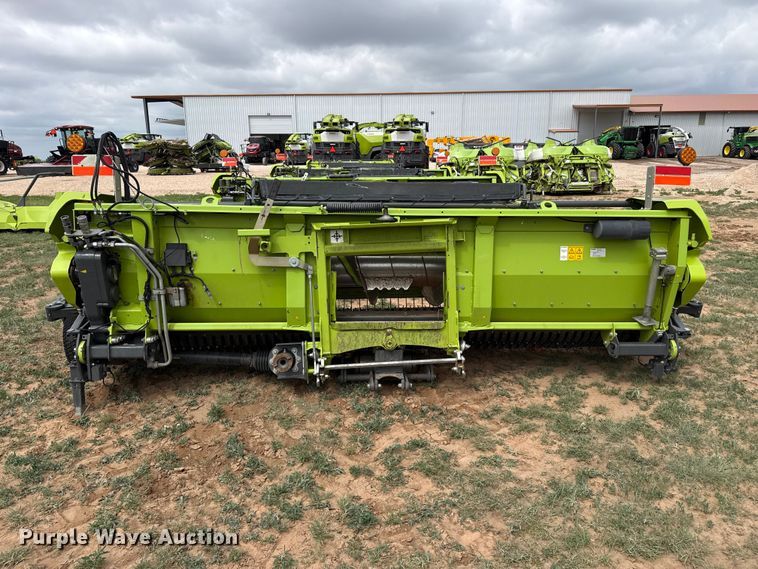 image for item FB6759 Claas 380 pickup head