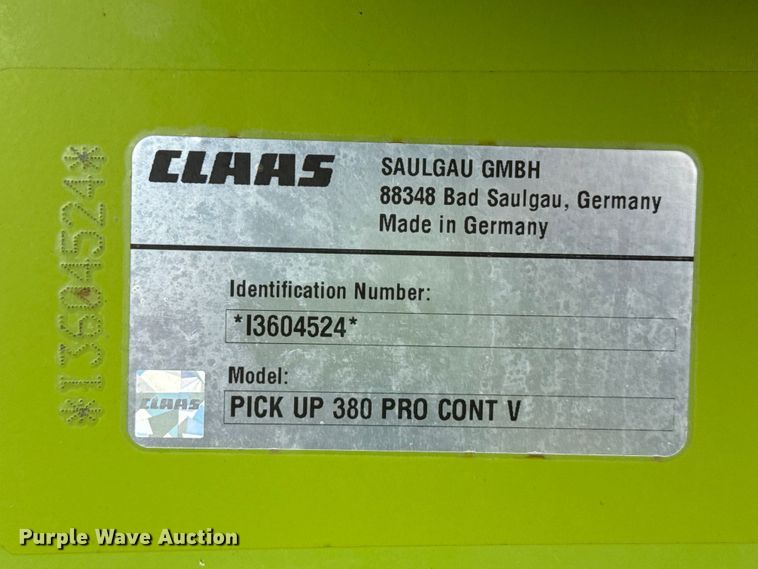 image for item FB6760 Claas 380 pickup head