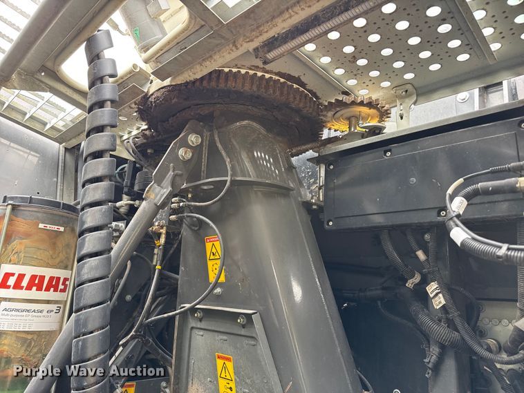 image for item FB6762 2023 Claas Jaguar 990 forage harvester
