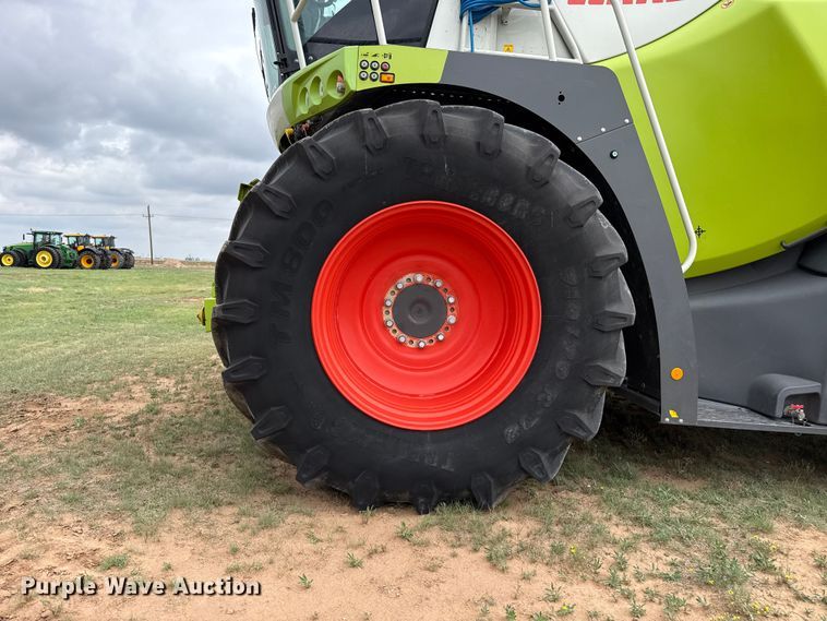 image for item FB6762 2023 Claas Jaguar 990 forage harvester