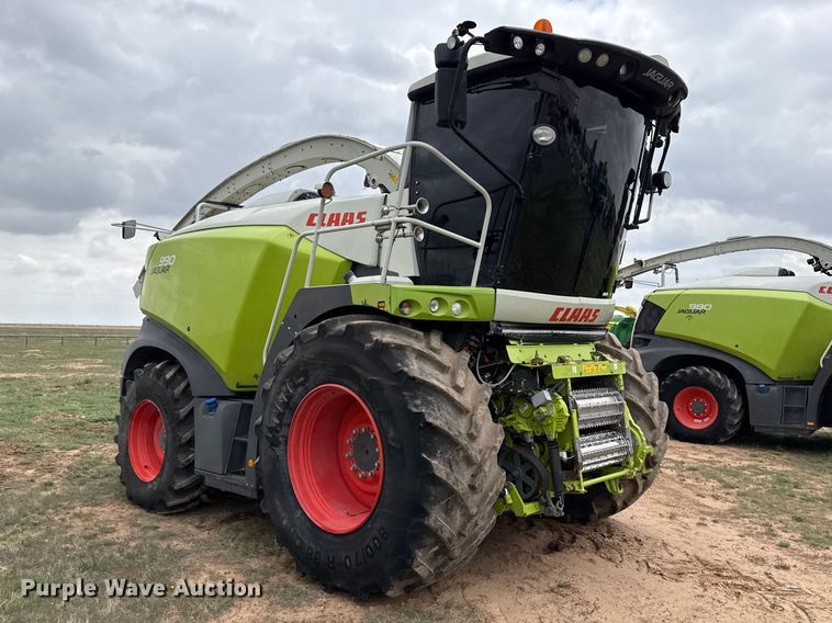 image for item FB6763 2020 Claas Jaguar 990 forage harvester