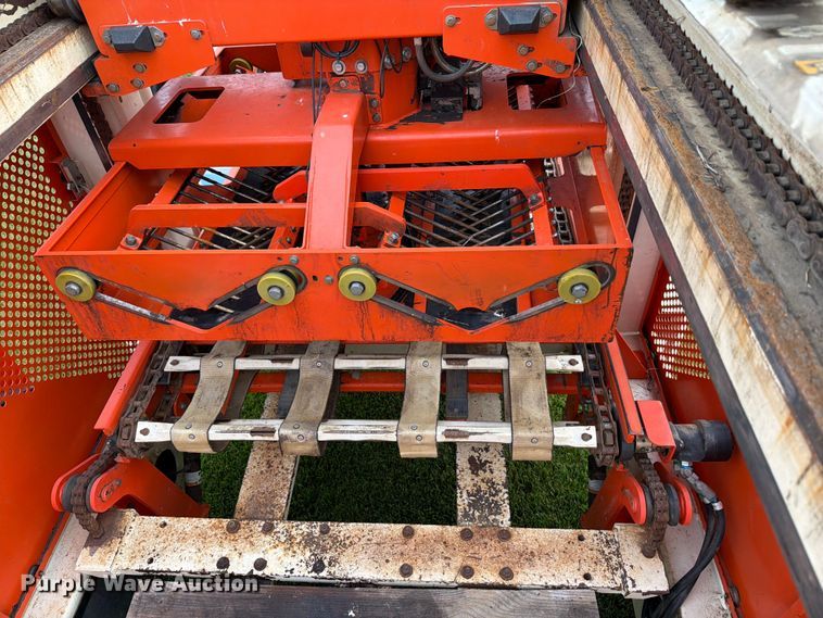 image for item FB8171 2013 Trebro AutoStack II sod harvester