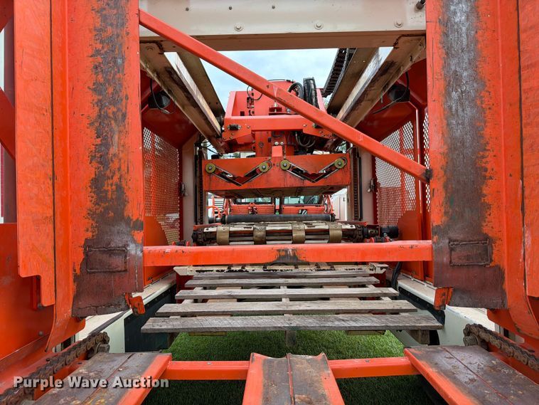 image for item FB8171 2013 Trebro AutoStack II sod harvester