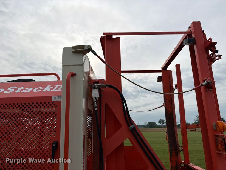 image for item FB8171 2013 Trebro AutoStack II sod harvester